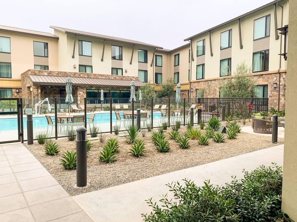 Courtyard by Marriott Thousand Oaks Agoura Hills - photo 26