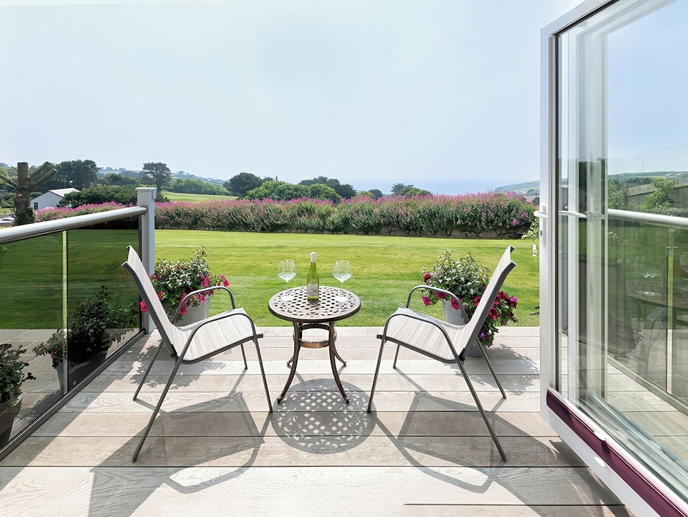 Greenside Studio — 4-Star Luxury Hotel in Penzance, United Kingdom