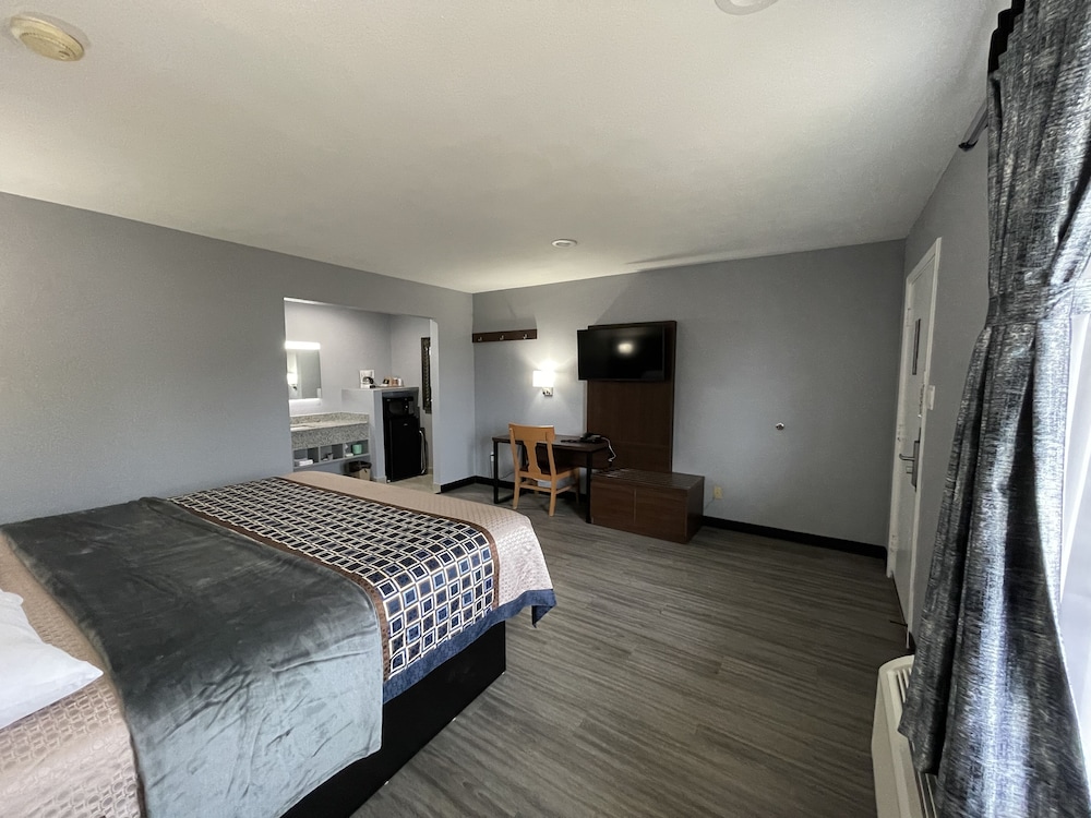Ridge Motel - photo 20