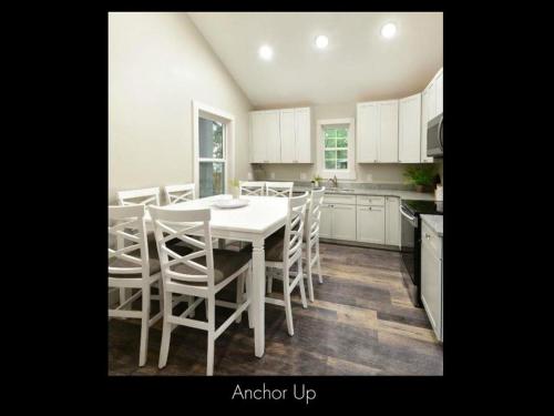 Anchors All Around - photo 4