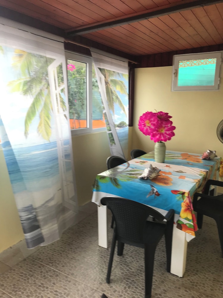 Bas de villa proche de la Baie du Marin et de la Marina wifi streaming — 4-Star Luxury Hotel in Le Marin, Martinique