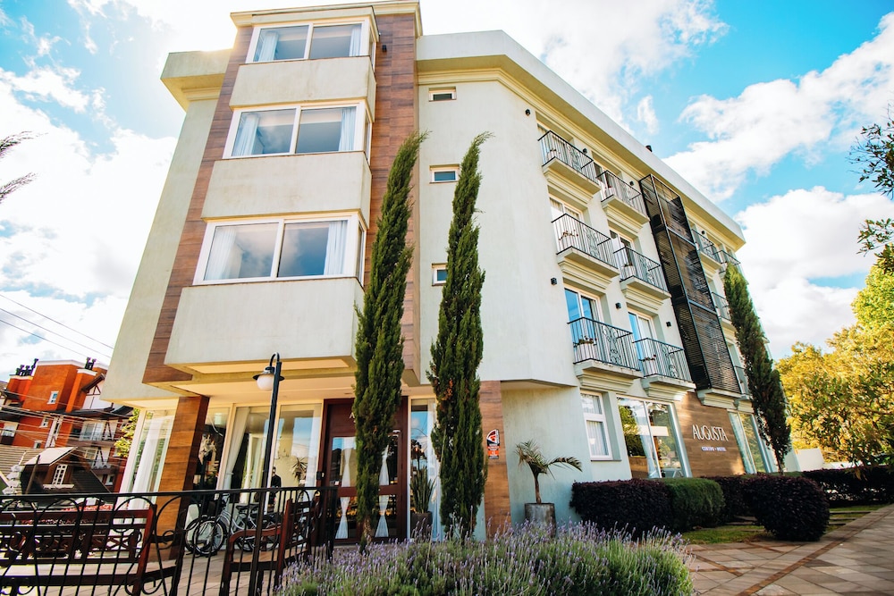 Augusta Centro Hotel in Canela, Brasil