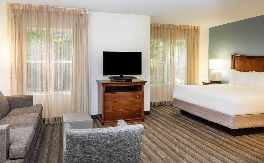 Hyatt House Herndon Reston - photo 39
