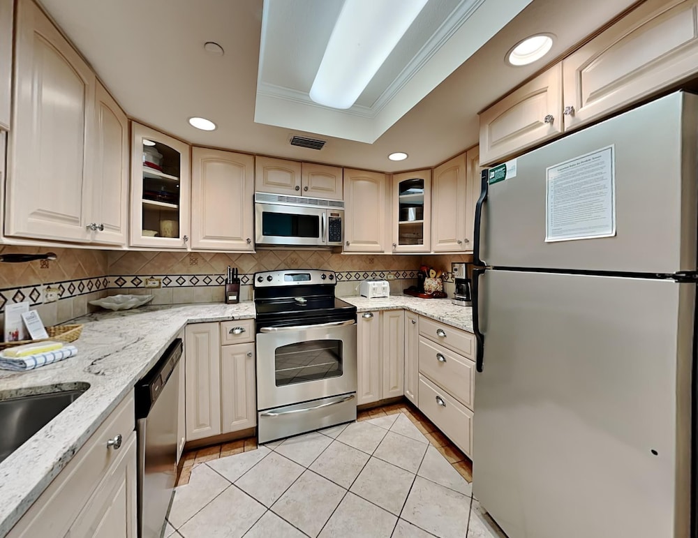 Perdido Towers East by Meyer Vacation Rentals - photo 9