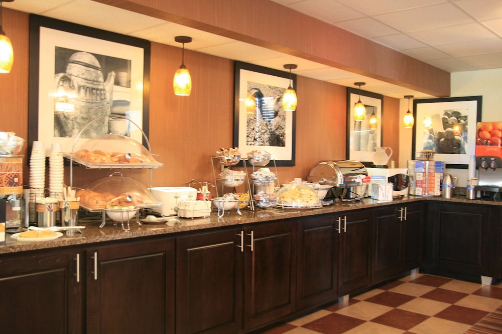 Hampton Inn by Hilton Clarksville - photo 30