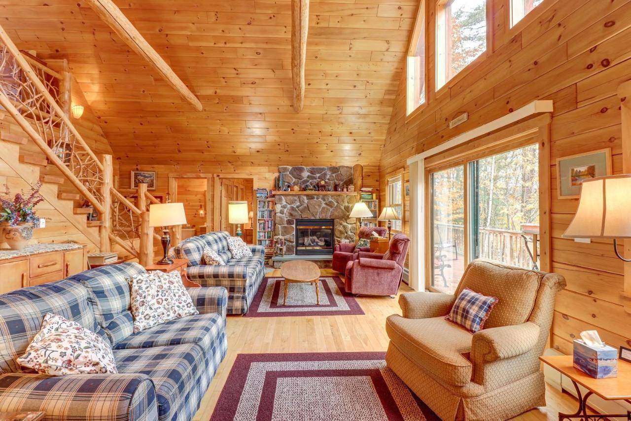 Moonbeams & Fireflies in Chestertown, United States