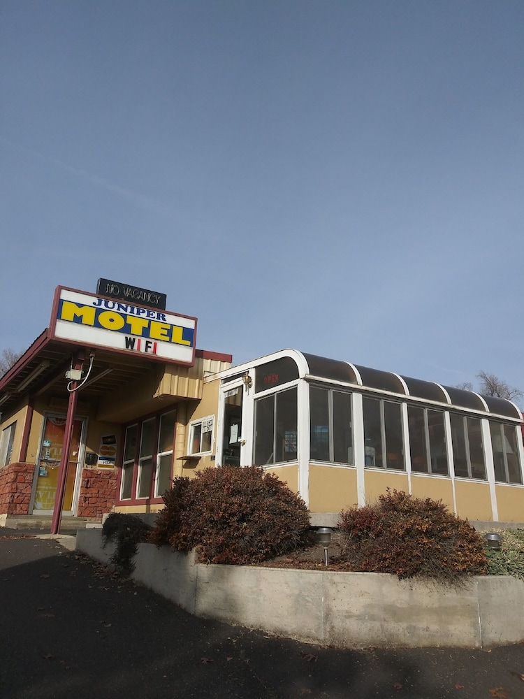 Juniper Motel Madras By Magnuson Worldwide in Madras, United States