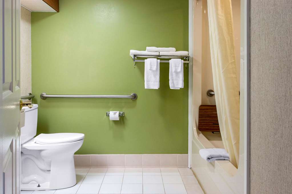 Sleep Inn & Suites Oregon Toledo - photo 16