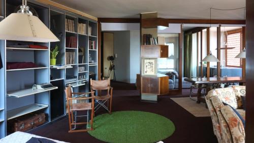 LOFT vintage in the archeosites GARAGE and BIKES — 4-Star Luxury Hotel in Siracusa, Italy