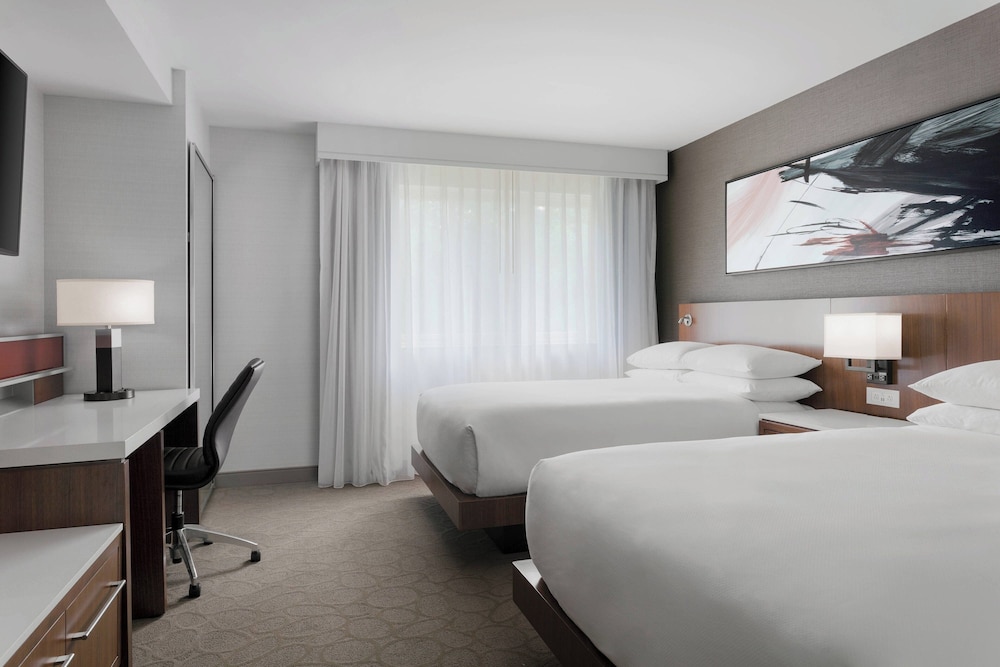 Delta Hotels by Marriott Burlington in Burlington, United States