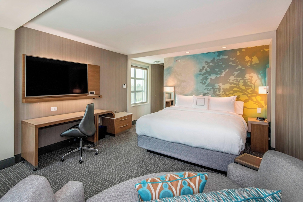 Courtyard by Marriott Raleigh Cary Parkside Town Commons - photo 17