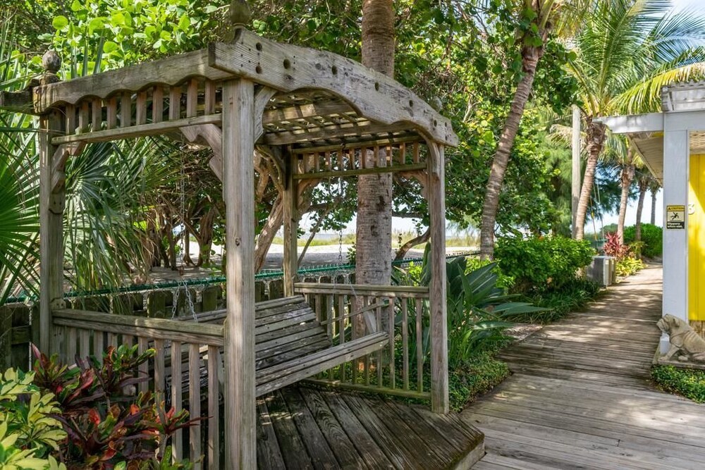 4 Beach Lovers Unit 1 - photo 36