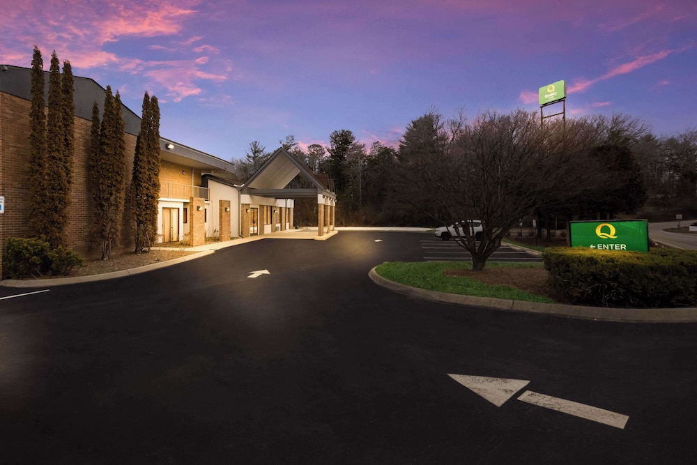 Quality Inn Asheville Airport - photo 42