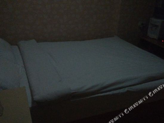 Ning Yang ruixin hotel in Ningyang, People's Republic of China