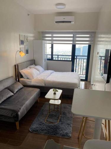 Scandinavian Studio in Makati — 4-Star Luxury Hotel in Manila, Philippines