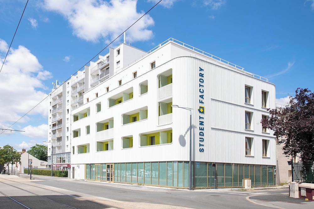 Student Factory Orléans St Jean — hotel in Saint-Jean-De-La-Ruelle