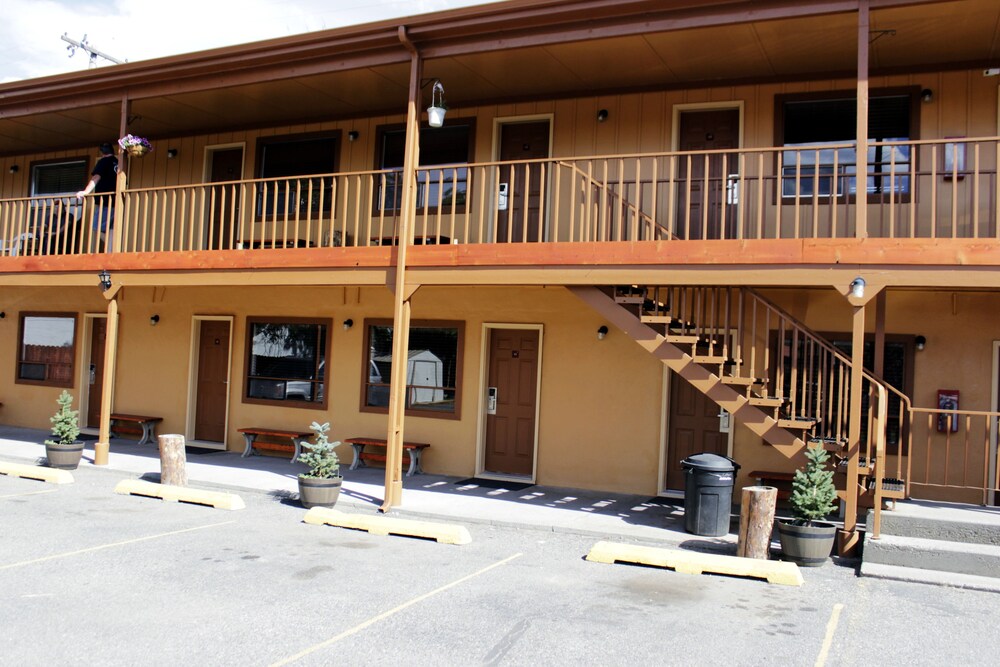 Country Motor Inn - photo 79