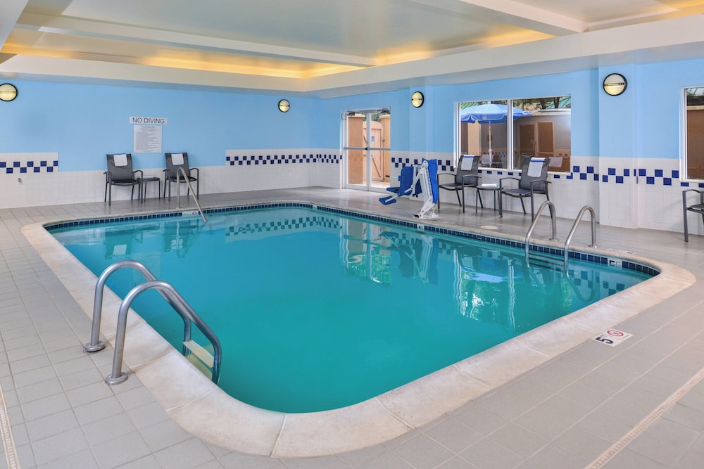 Fairfield Inn & Suites By Marriott Beaumont - photo 28