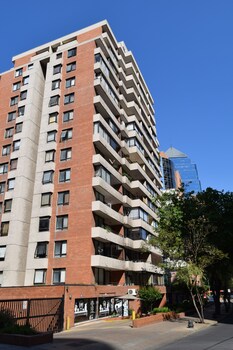 Santa Magdalena Apartments