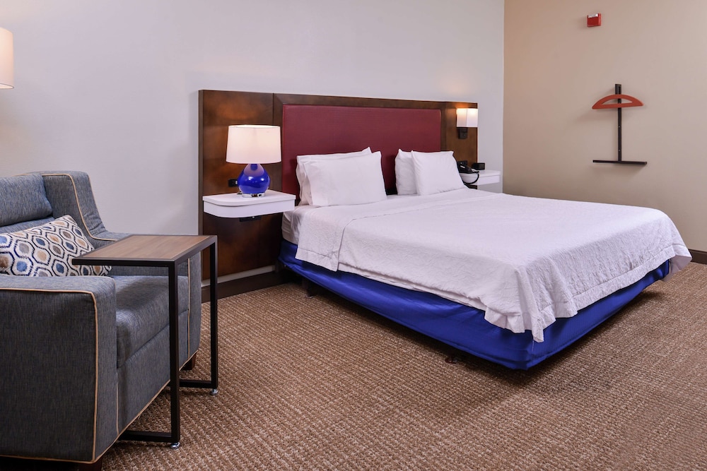 Hampton Inn Lexington Historic District - photo 41