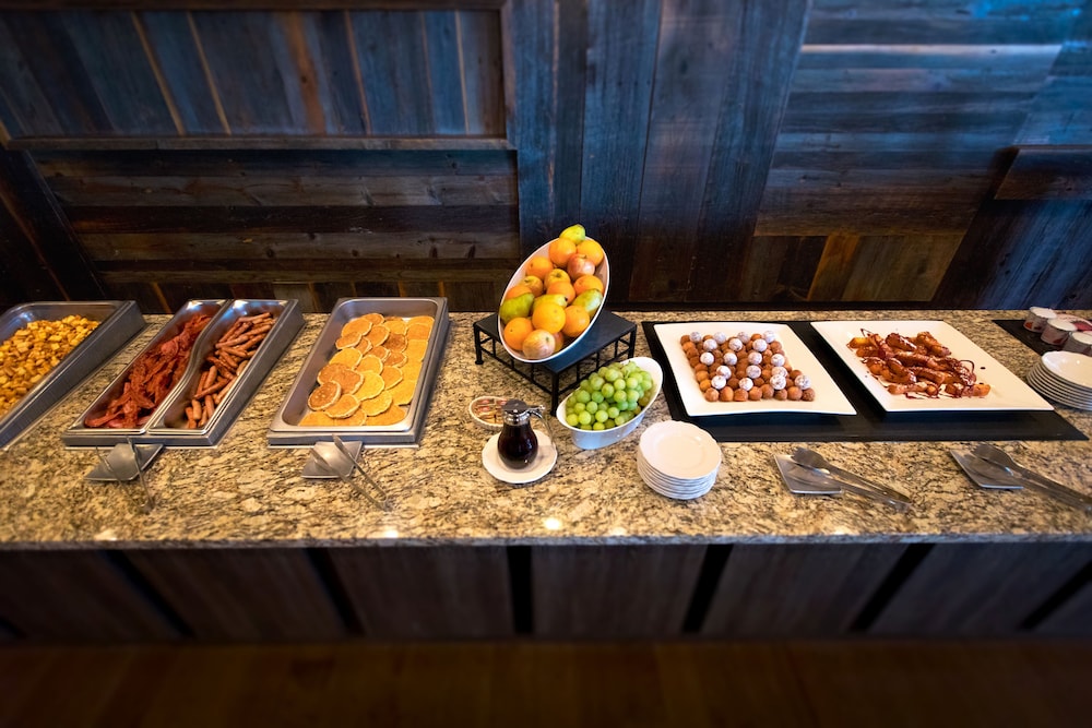 Holiday Inn West Yellowstone by IHG. - photo 157