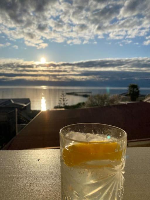 Views on Hughes in Moonta Bay, Australia