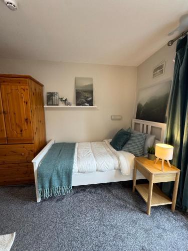 Ensuite Room For 3 in Dublin 2 Shared Kitchen in Dublin, Republic of Ireland