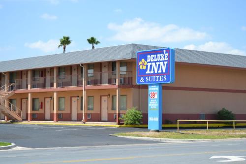 Deluxe Inn and Suites Weslaco - photo 20