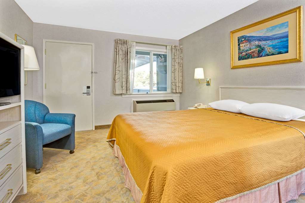 Travelodge by Wyndham Mill Valley Sausalito - photo 12