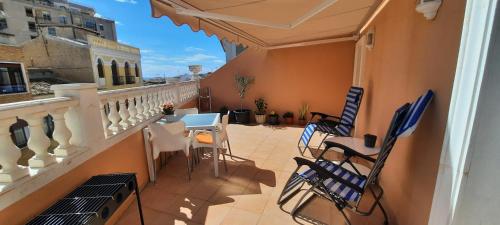 Trc1 Espectacular Casa De Pueblo En TravesA a ColA3n — 4-Star Luxury Hotel in Villajoyosa, Spain
