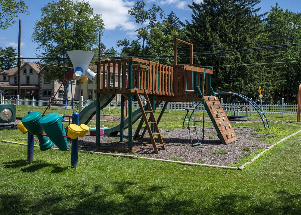 Chestnut Grove Resort - photo 103
