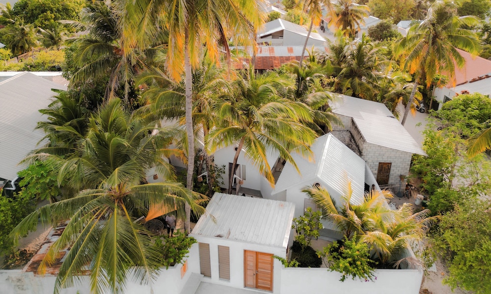 101 Retreat in Unknown City, Maldives