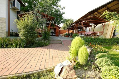 Diofa Motel Csarda — hotel in Hajdunanas