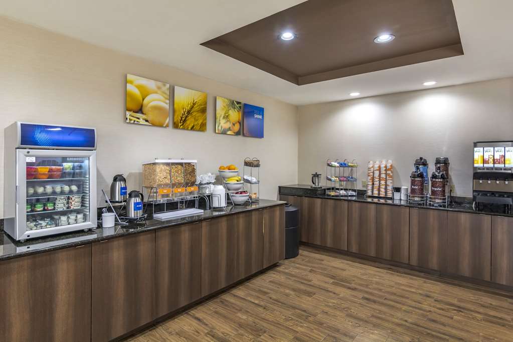 Comfort Suites South Park - photo 44