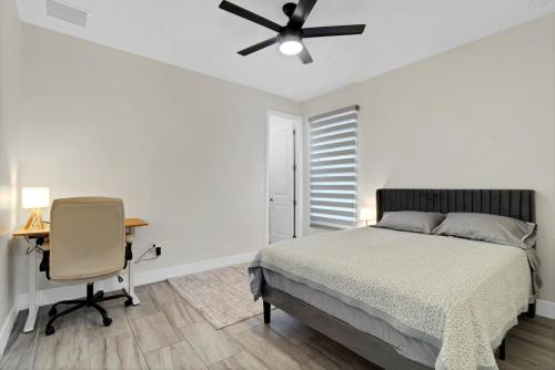 SpaceX BY R3 Shared Bath - last minute hotel in Orlando
