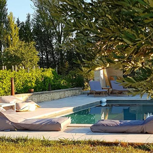 Fontaine de Cérier in Remoulins, France