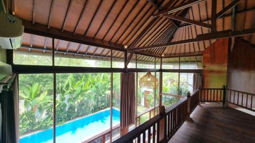 2 Minutes Walk to the Beach 3BR Retreat Villa — 4-Star Luxury Hotel in Canggu, Indonesia