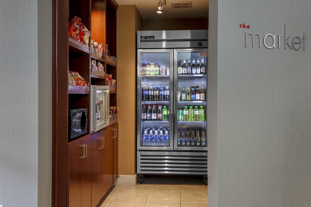 Courtyard by Marriott Potomac Mills Woodbridge - photo 19