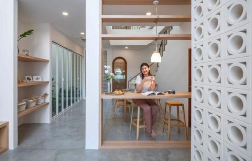3789 Elevator Villa