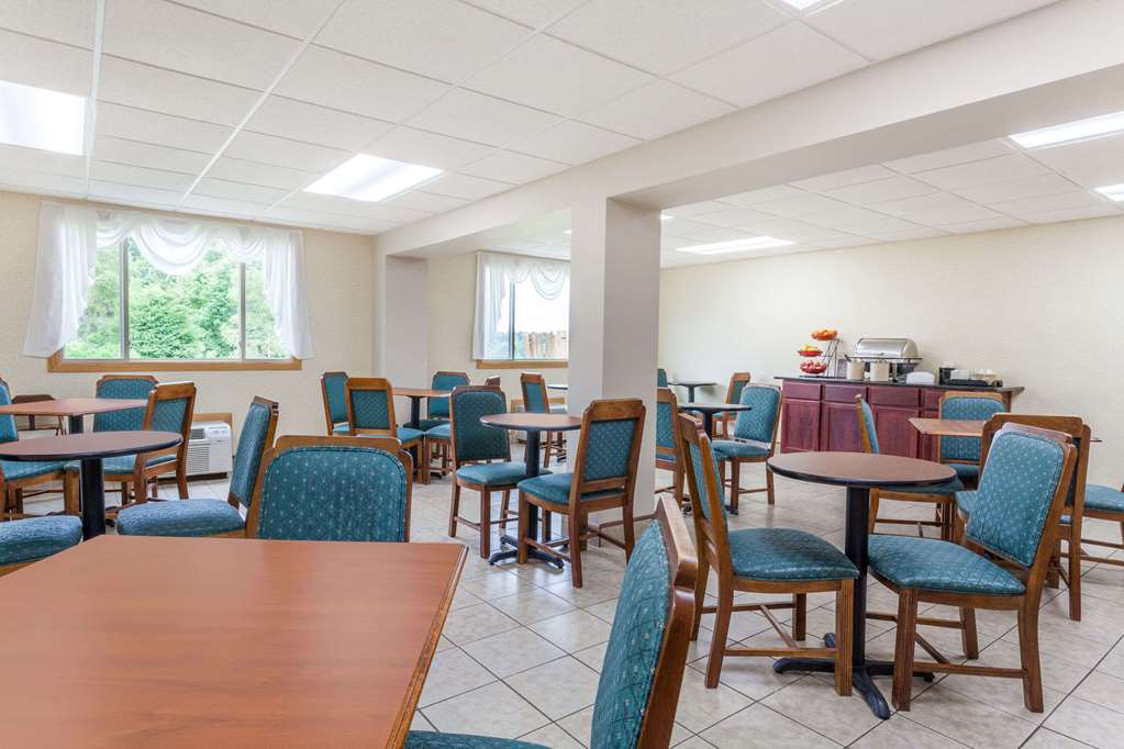 Ramada by Wyndham Angola Fremont Area - photo 21