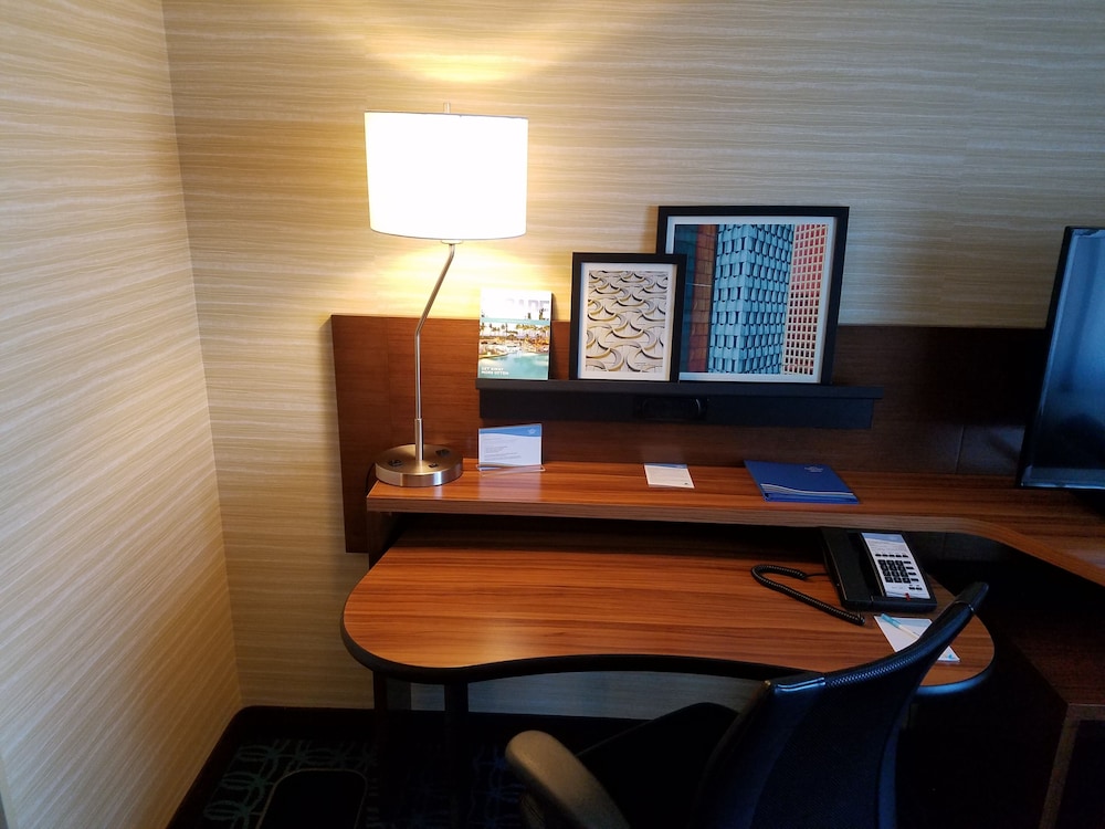 Fairfield Inn & Suites Gallup - photo 10