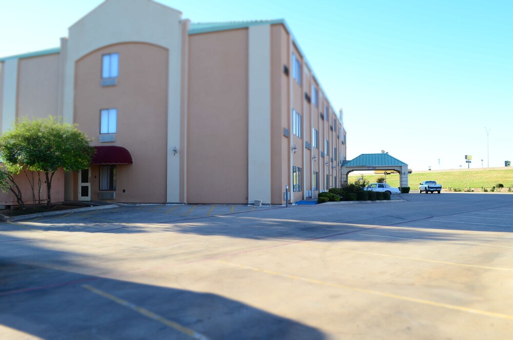 Quality Suites Abilene TX - photo 75