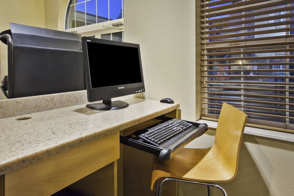 TownePlace Suites Detroit Sterling Heights - photo 27