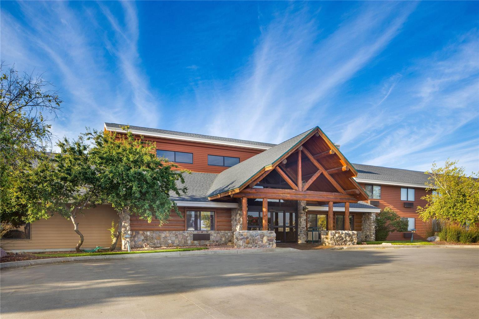 AmericInn by Wyndham Chamberlain Conference Center — hotel in Chamberlain