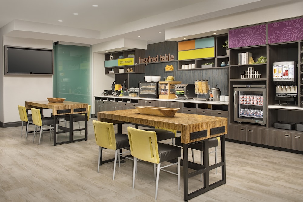 Home2 Suites by Hilton North Scottsdale near Mayo Clinic - photo 46