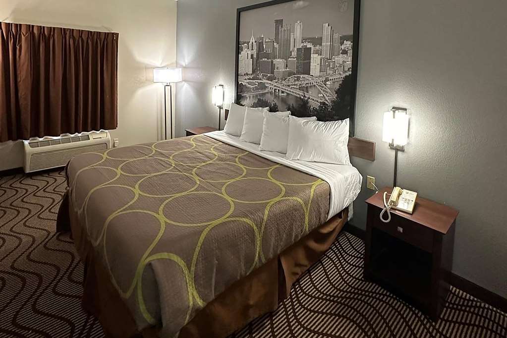 Super 8 by Wyndham Mars Cranberry Pittsburgh Area - photo 17