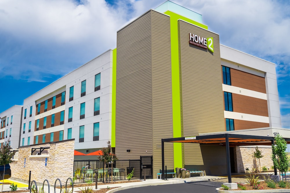 Home2 Suites by Hilton Bakersfield - photo 67