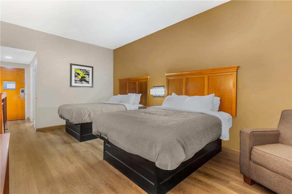 Quality Inn Lumberton North - photo 10