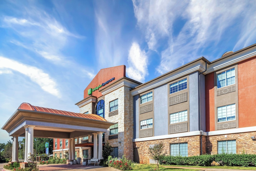 Holiday Inn Express and Suites Henderson by IHG - photo 66