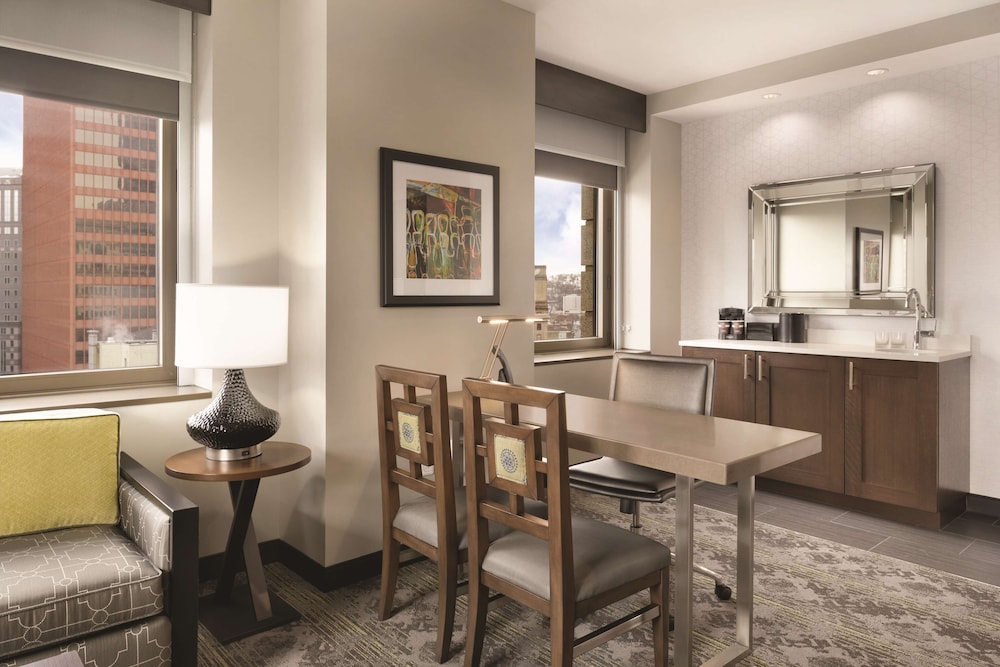 Embassy Suites By Hilton Pittsburgh Downtown - photo 23